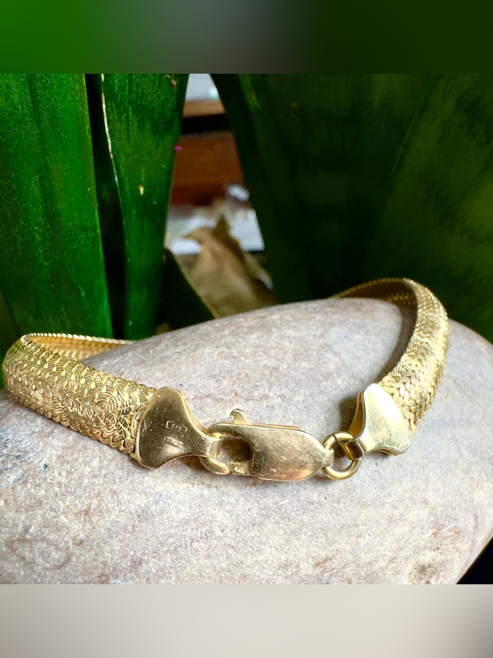 14k Omega Bracelet